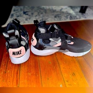 Women's Nike Sneakers